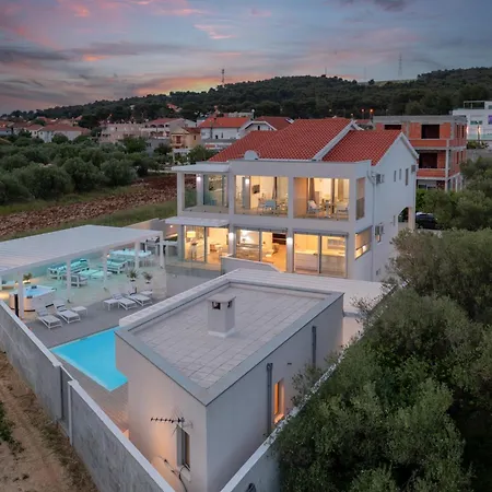 Lalic Gallery By Adriaticluxuryvillas ザダル