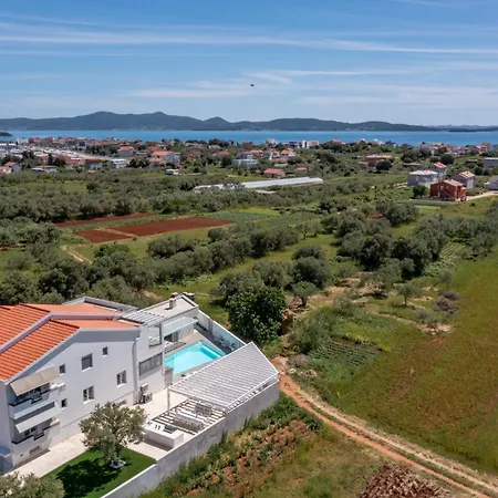 Lalic Gallery By Adriaticluxuryvillas ザダル